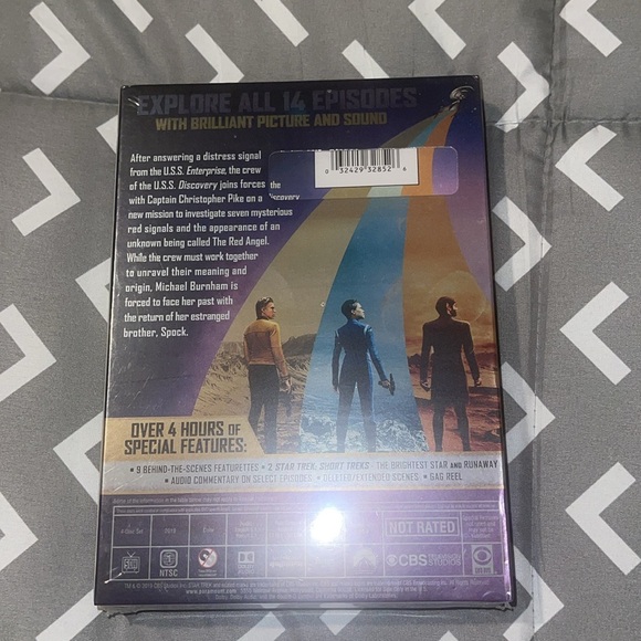 Star Trek Discovery DVD Season One and Season Two - Picture 2 of 2